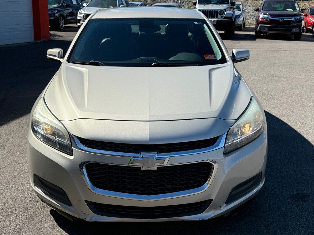 2015 Chevrolet Malibu Image 8