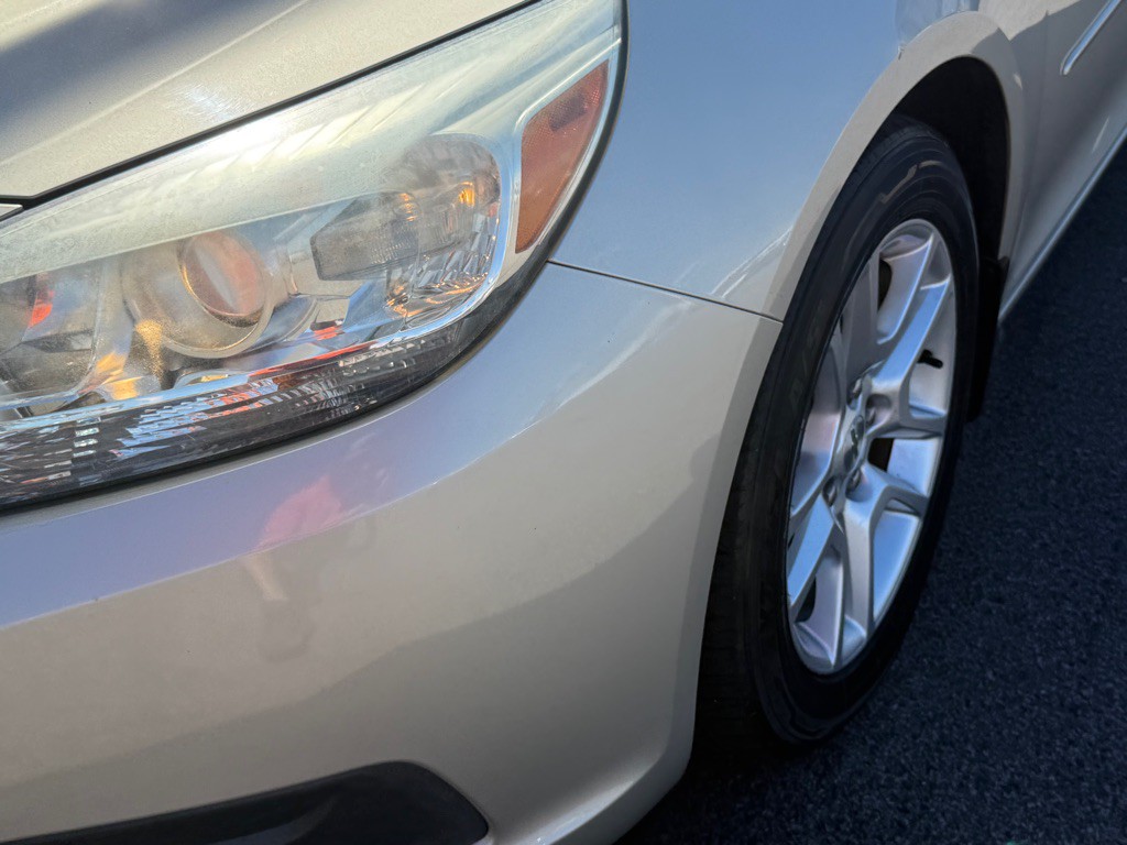 2015 Chevrolet Malibu Image 12