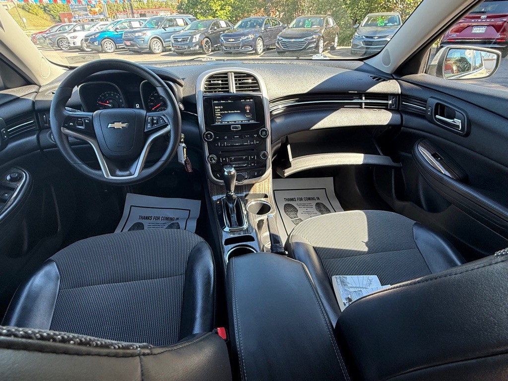 2015 Chevrolet Malibu Image 21