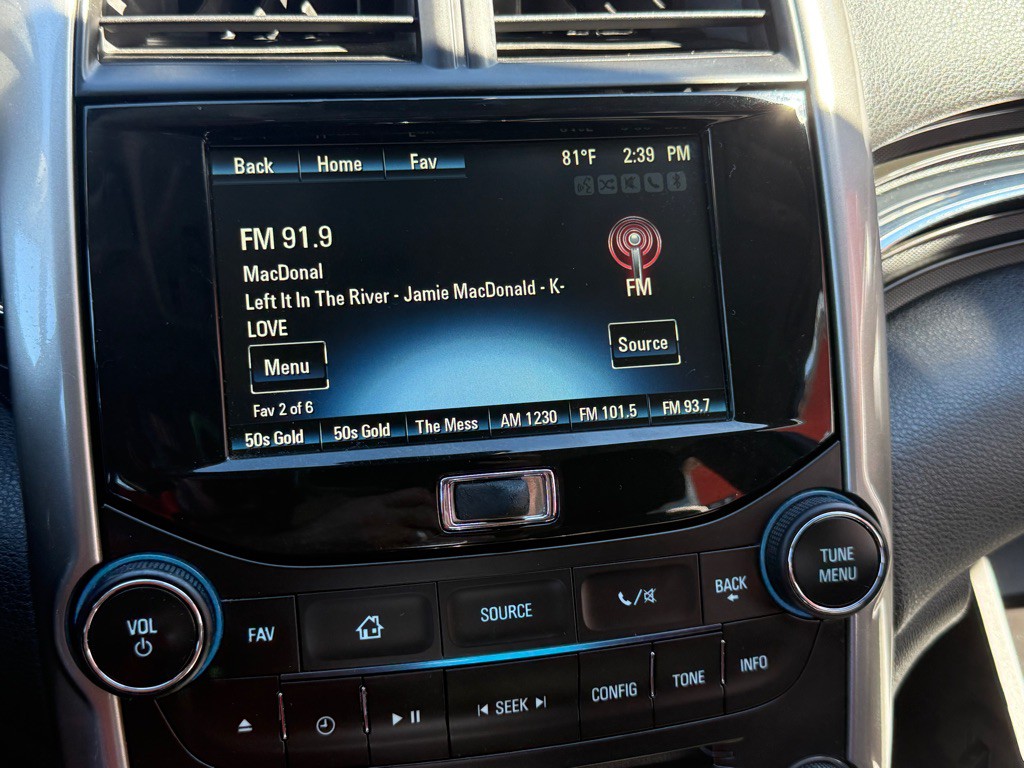 2015 Chevrolet Malibu Image 29