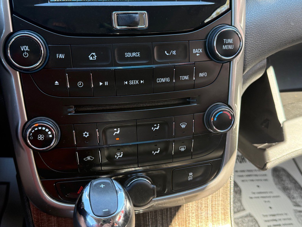 2015 Chevrolet Malibu Image 30