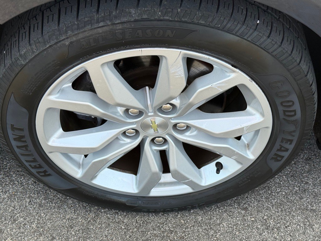 2019 Chevrolet Impala Image 14