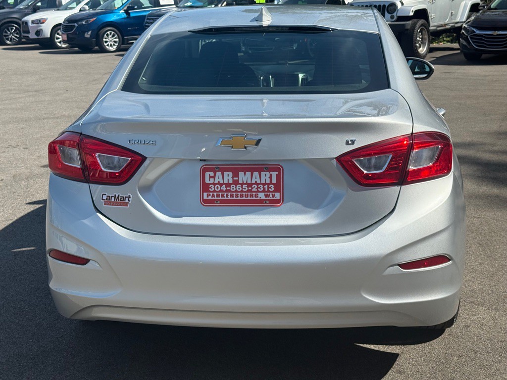 2019 Chevrolet Cruze Image 5