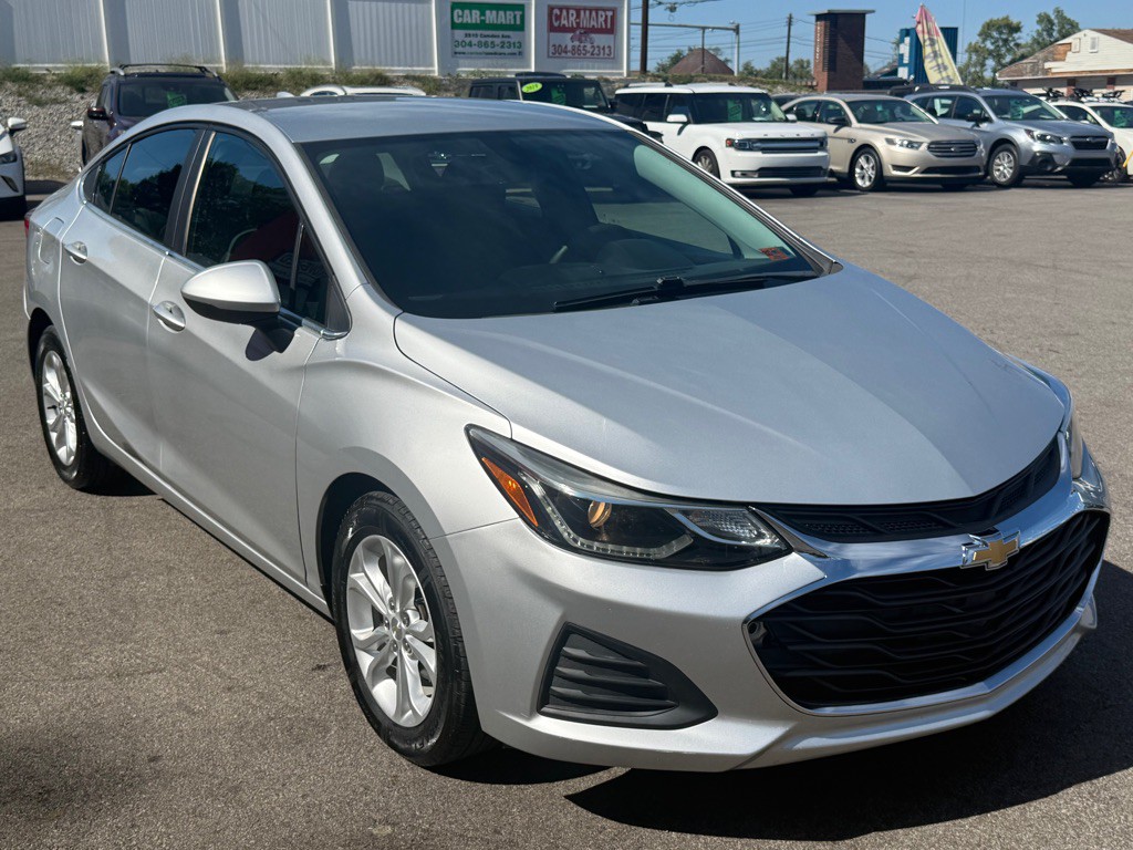 2019 Chevrolet Cruze Image 8