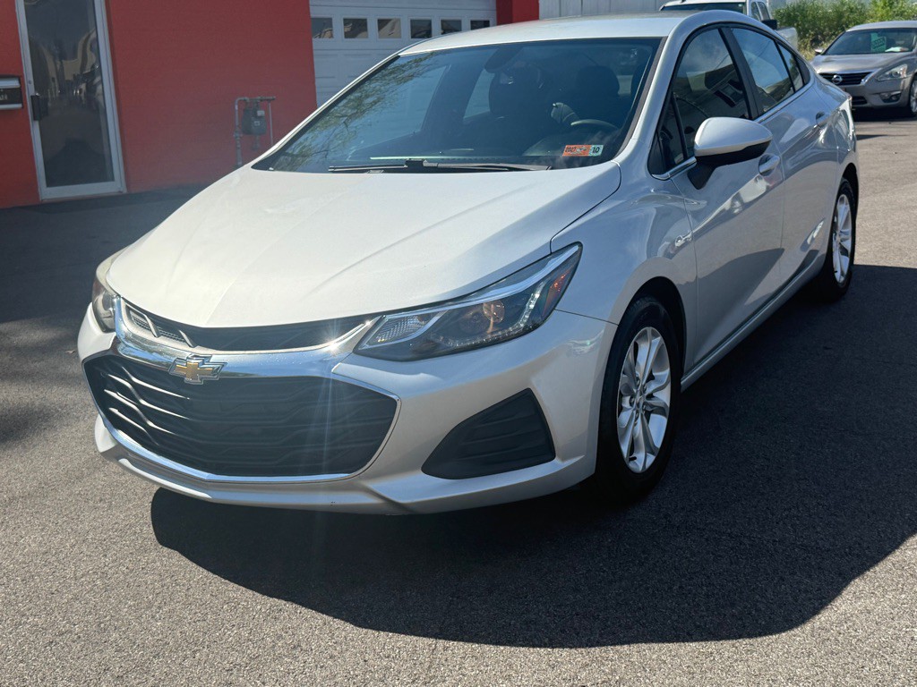 2019 Chevrolet Cruze Image 10