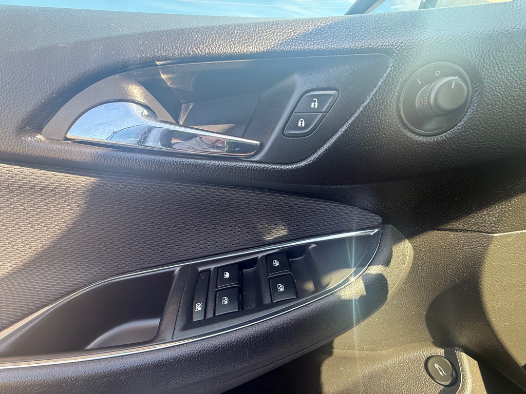 2019 Chevrolet Cruze Image 27