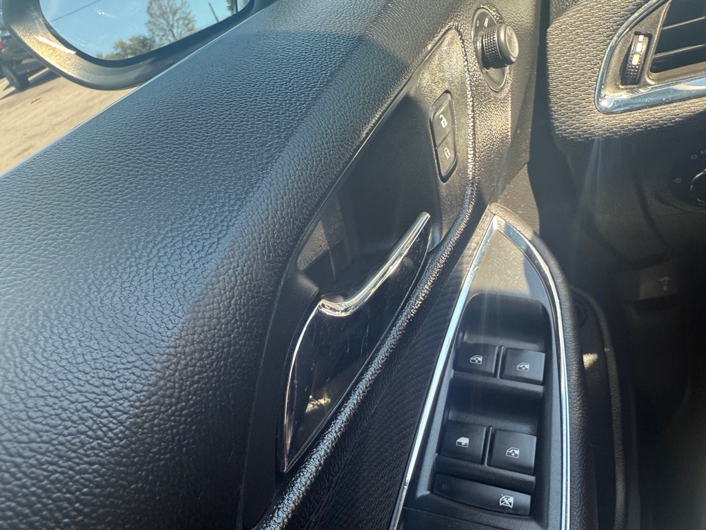 2019 Chevrolet Cruze Image 28