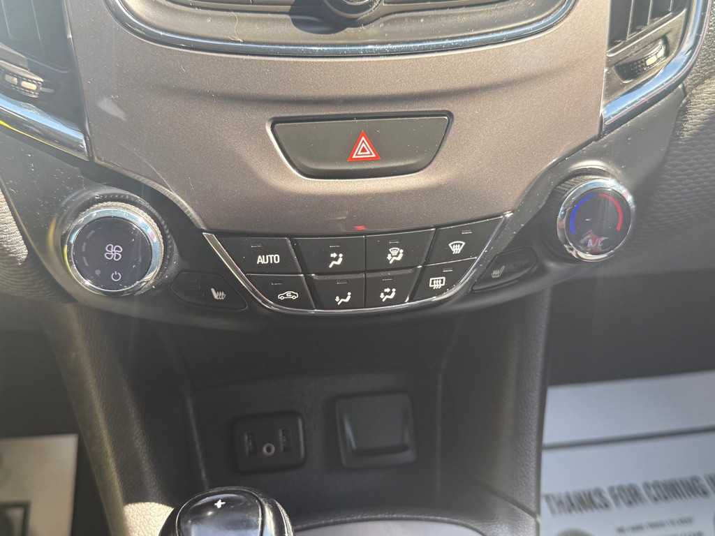 2019 Chevrolet Cruze Image 35