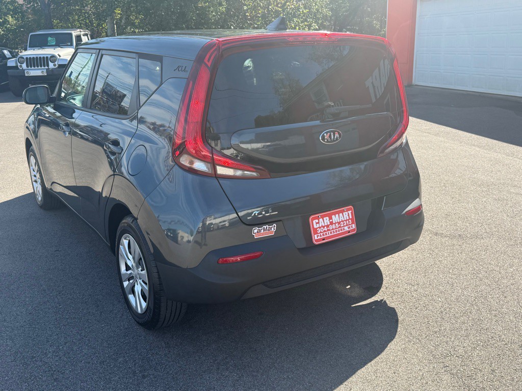 2021 Kia Soul Image 4