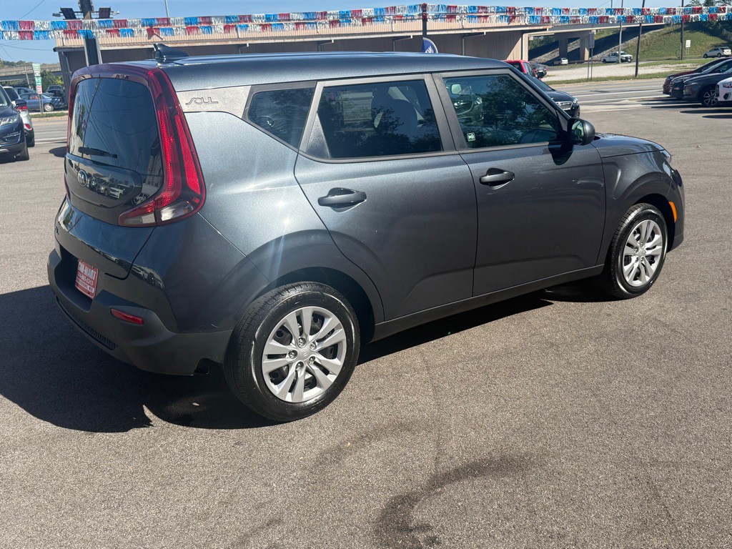 2021 Kia Soul Image 6