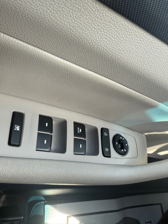2016 Hyundai Sonata Image 27