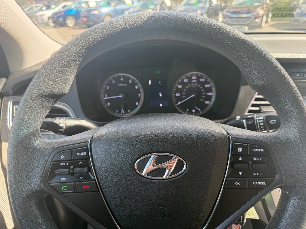 2016 Hyundai Sonata Image 32