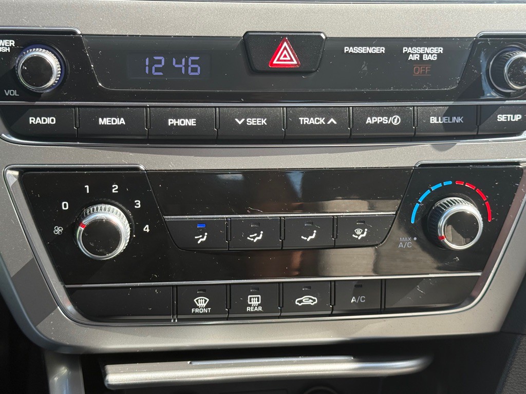 2016 Hyundai Sonata Image 34