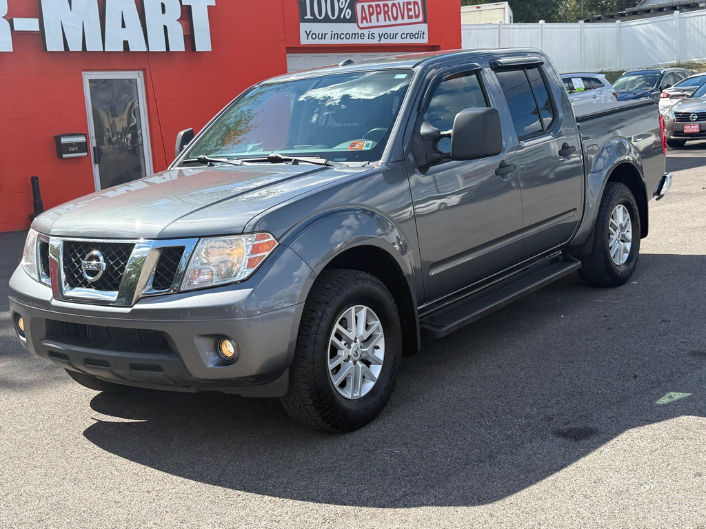 2018 Nissan Frontier Image 2