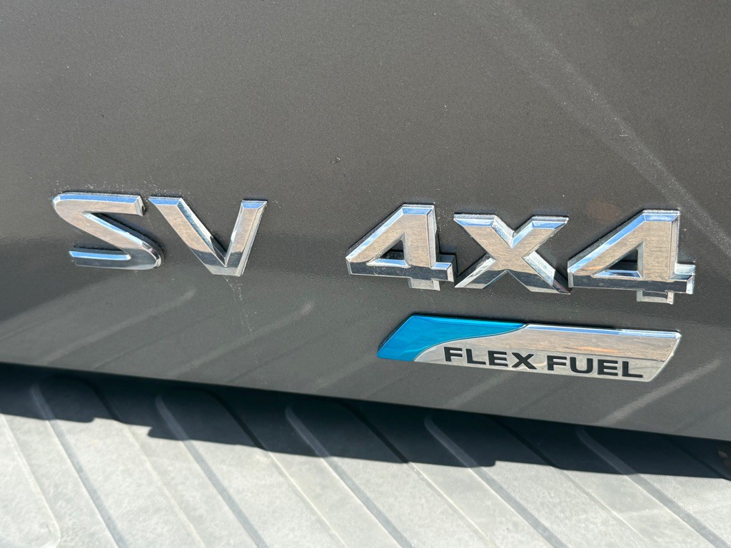 2018 Nissan Frontier Image 17