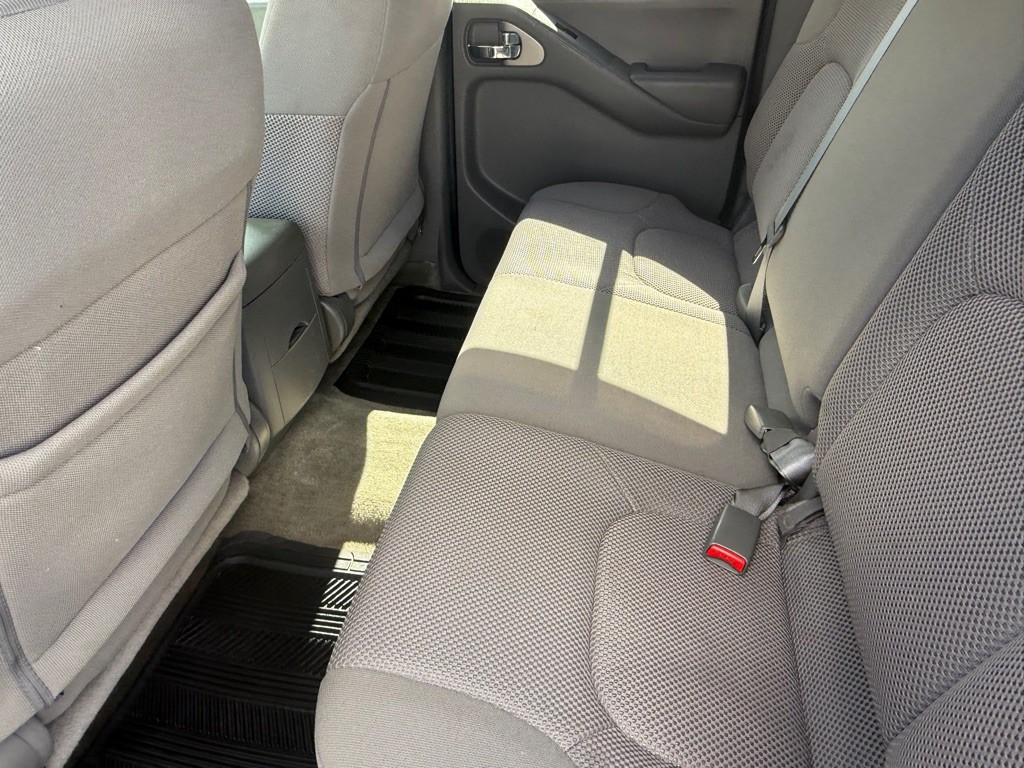 2018 Nissan Frontier Image 22