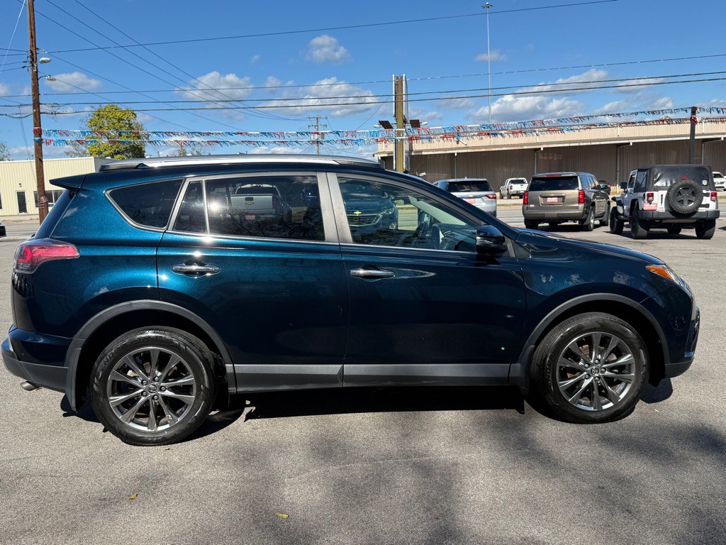 2018 Toyota Rav4 Image 7