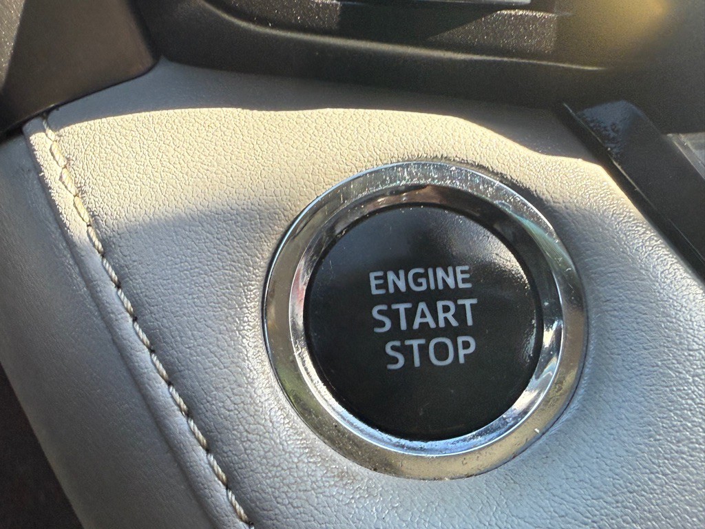 2018 Toyota Rav4 Image 36