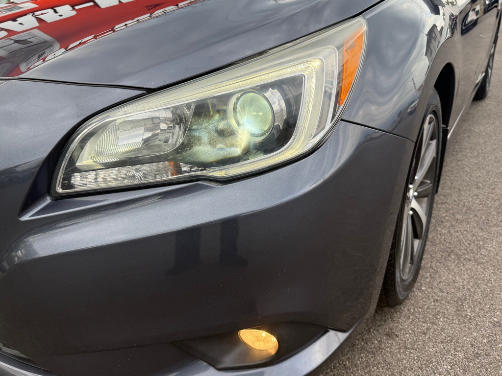 2015 Subaru Legacy Image 15