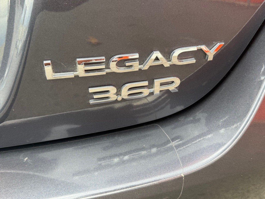 2015 Subaru Legacy Image 19
