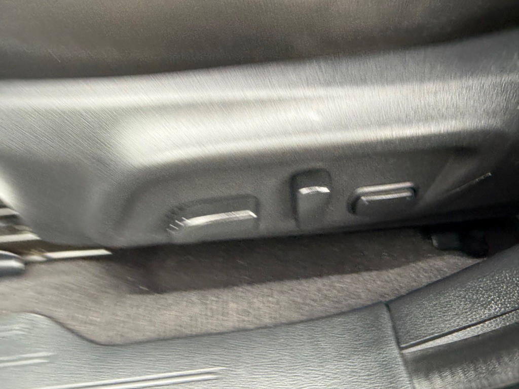 2015 Subaru Legacy Image 30