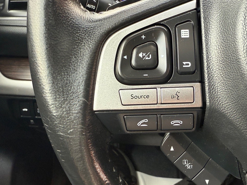 2015 Subaru Legacy Image 35