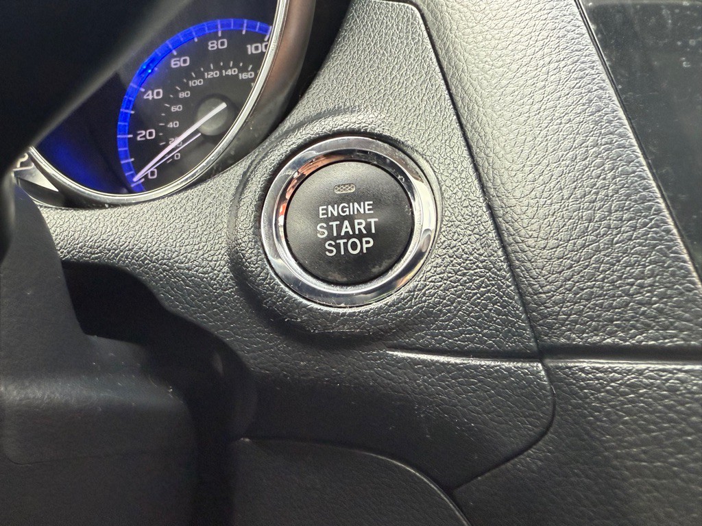 2015 Subaru Legacy Image 43
