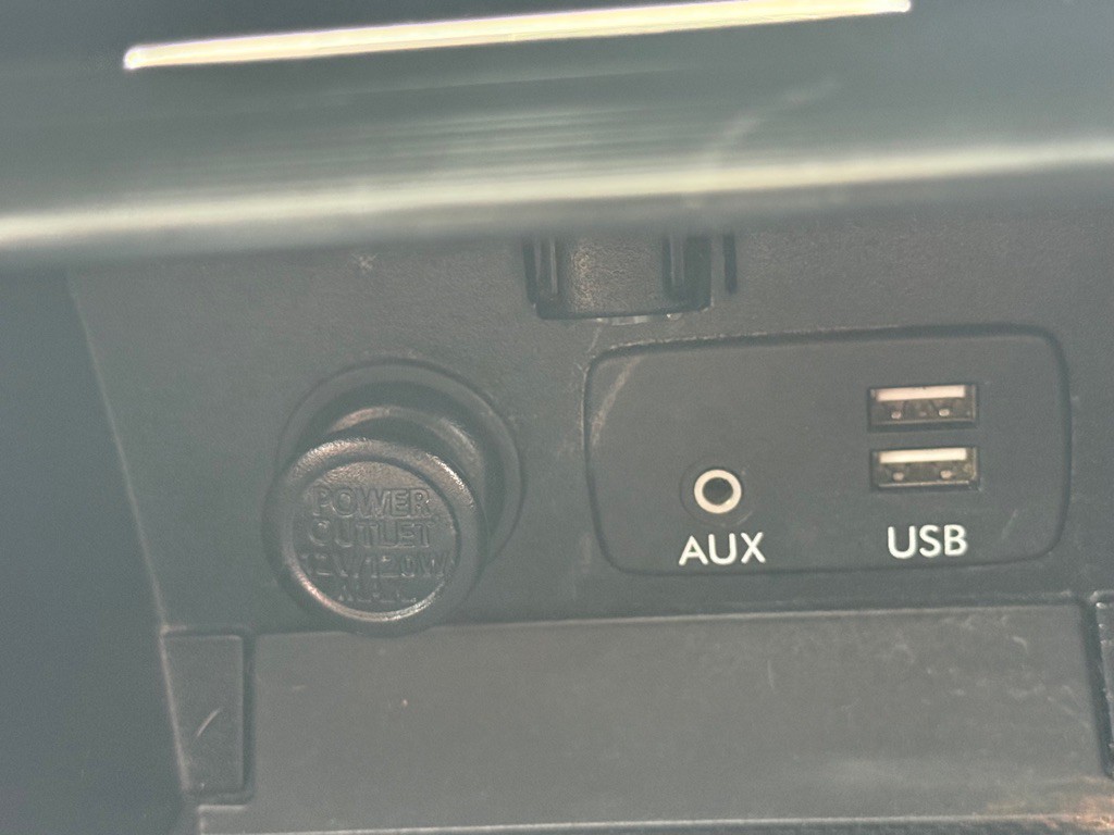 2015 Subaru Legacy Image 44