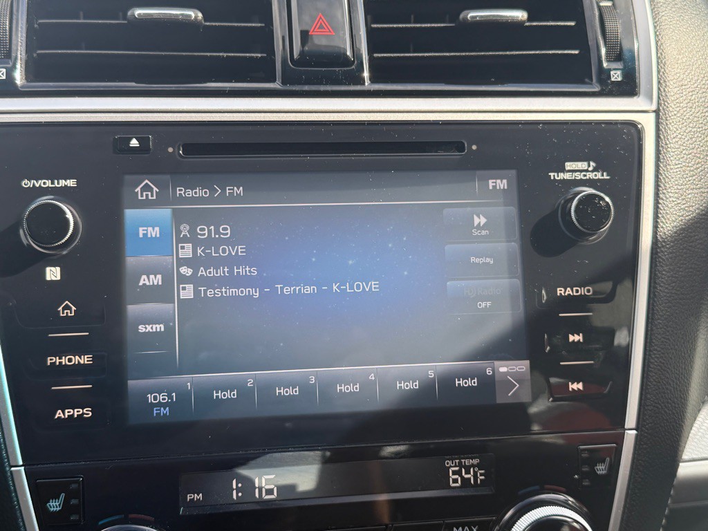 2018 Subaru Legacy Image 34