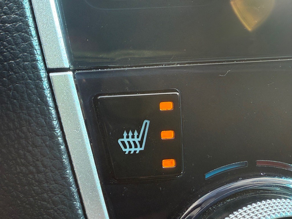 2018 Subaru Legacy Image 36