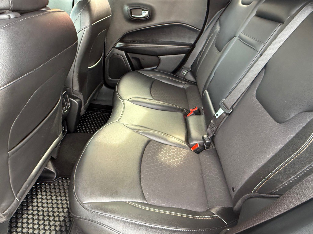 2019 Jeep Compass Image 23