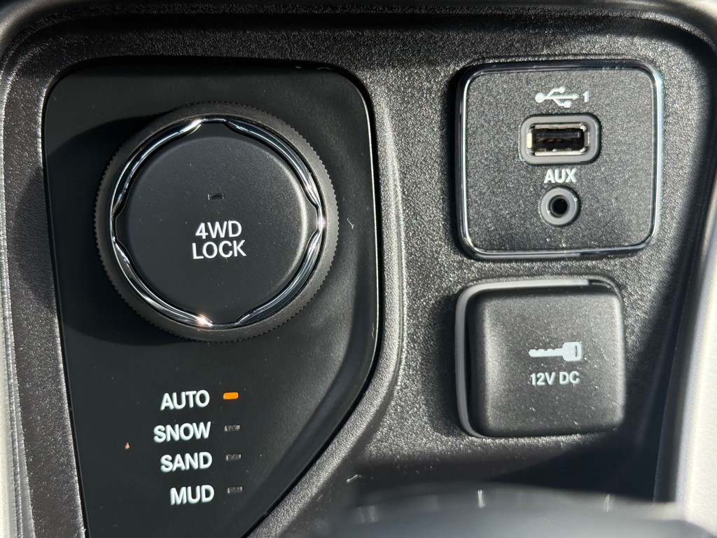 2019 Jeep Compass Image 41