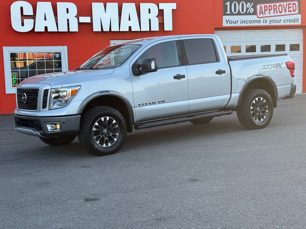 2018 Nissan Titan Image 1