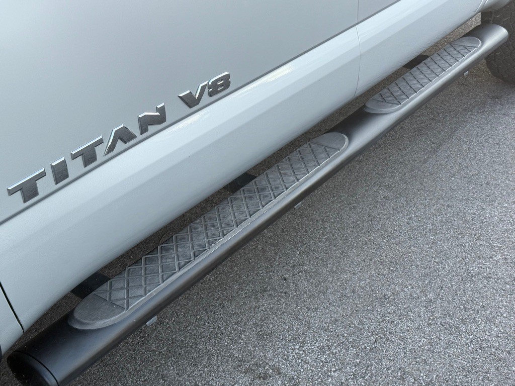 2018 Nissan Titan Image 15