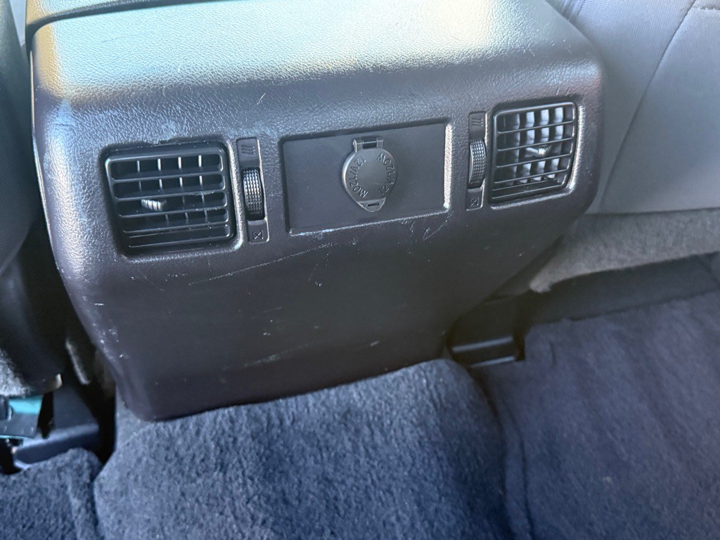 2015 Toyota Tundra Image 24