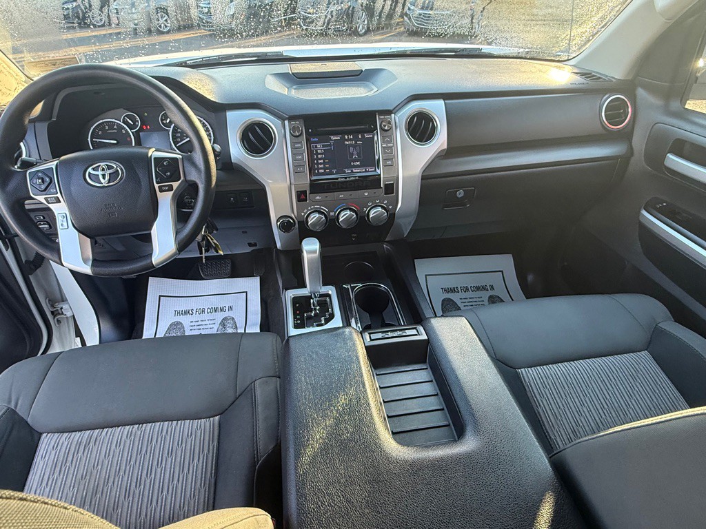 2015 Toyota Tundra Image 25