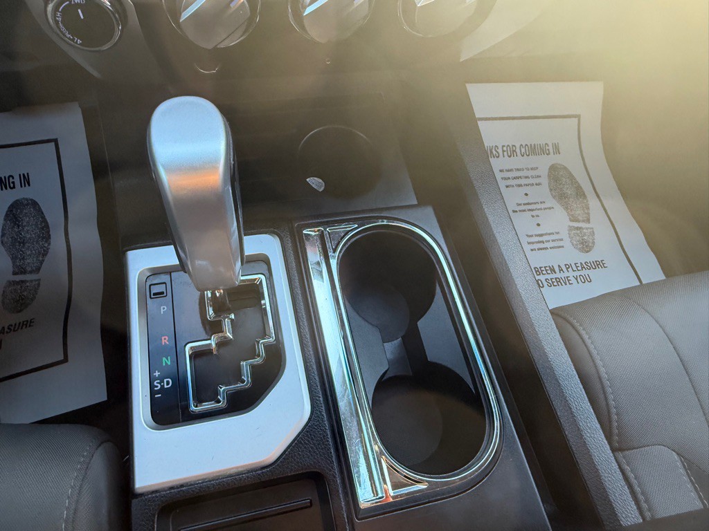 2015 Toyota Tundra Image 37