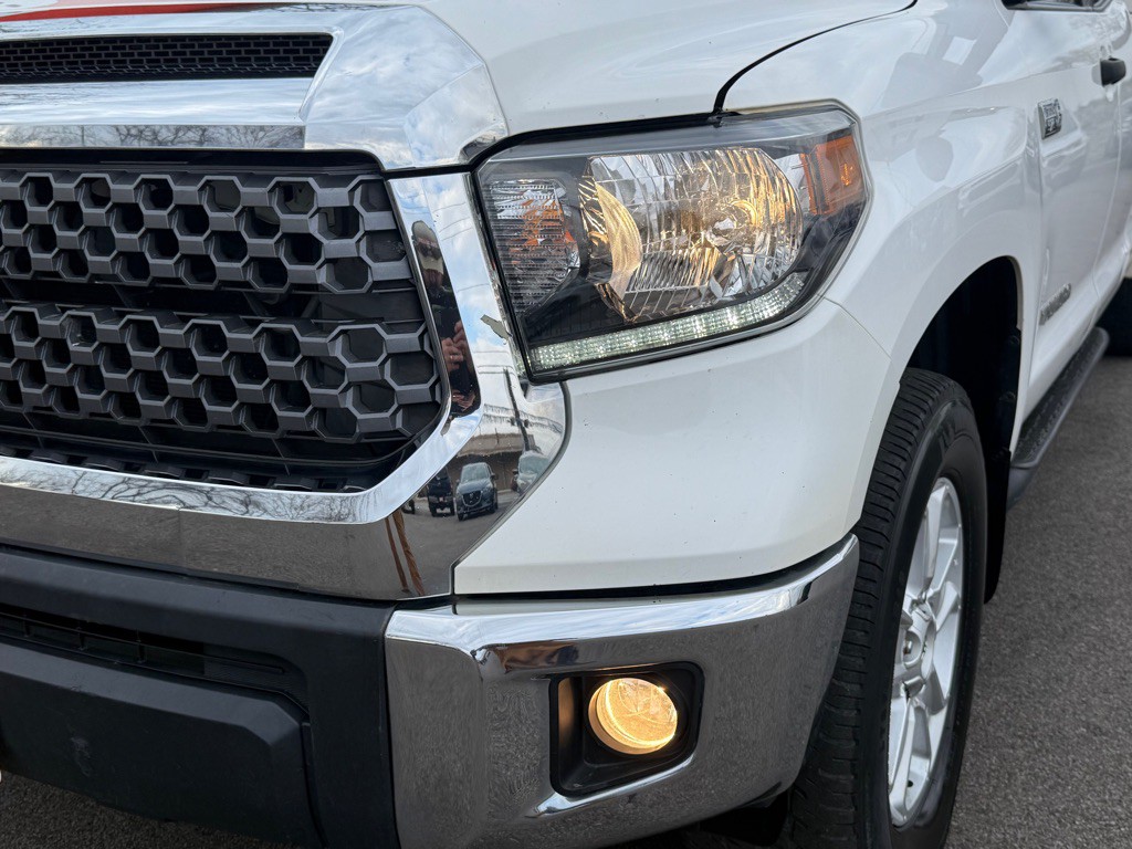 2018 Toyota Tundra Image 18