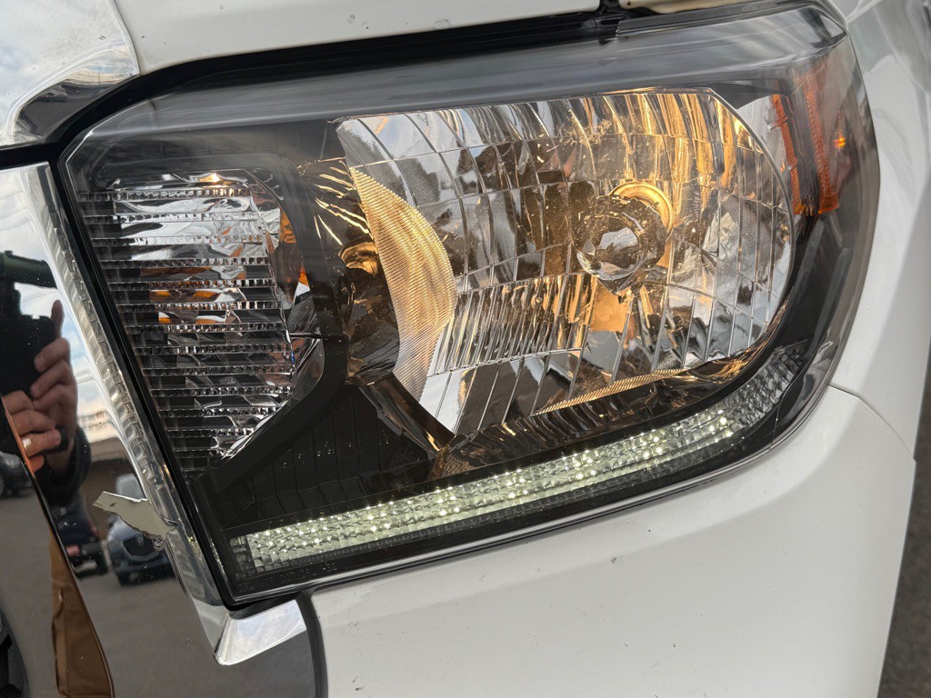 2018 Toyota Tundra Image 19