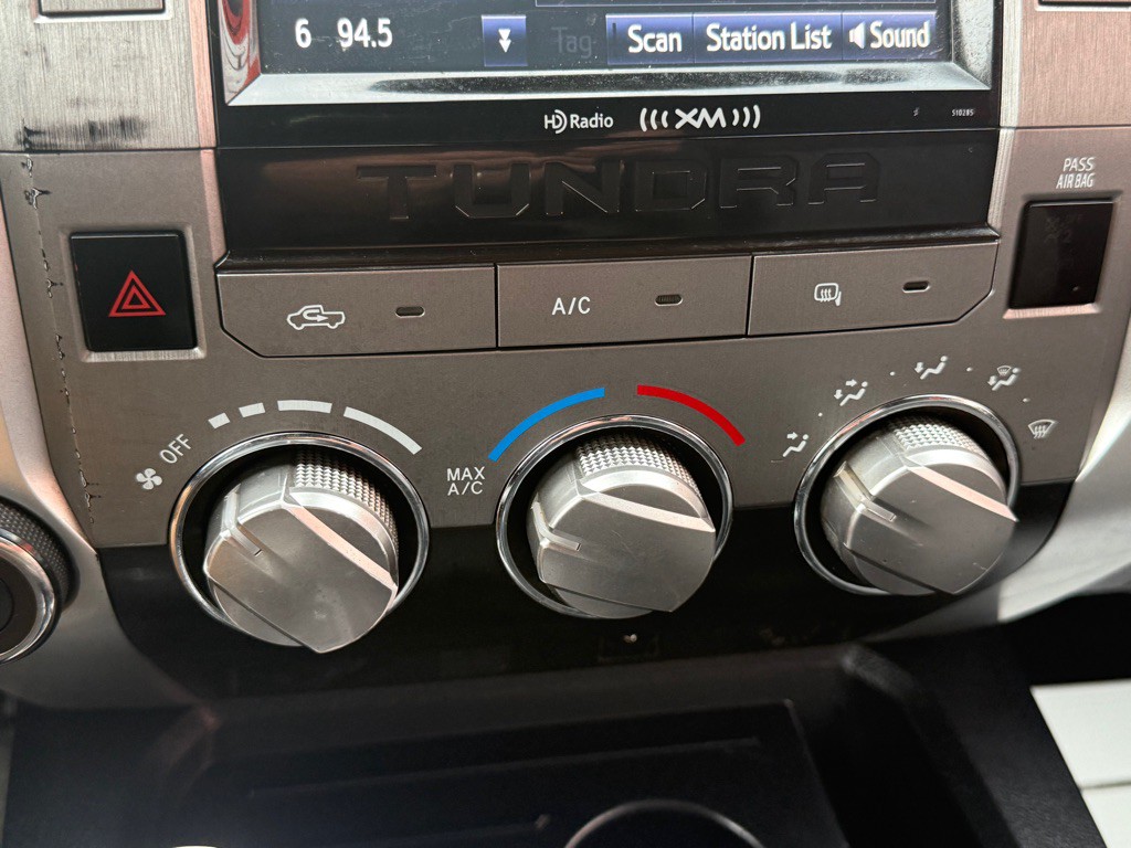 2018 Toyota Tundra Image 38