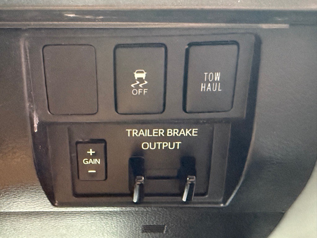 2018 Toyota Tundra Image 40