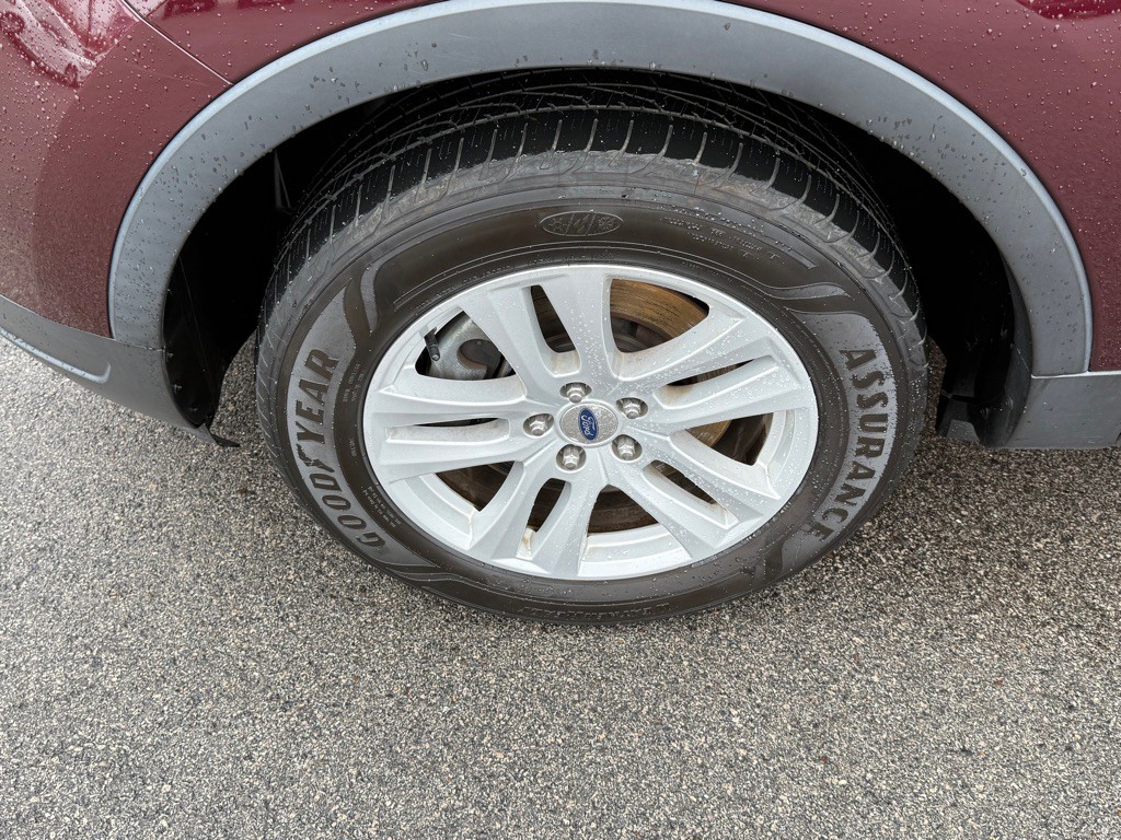 2019 Ford Explorer Image 14