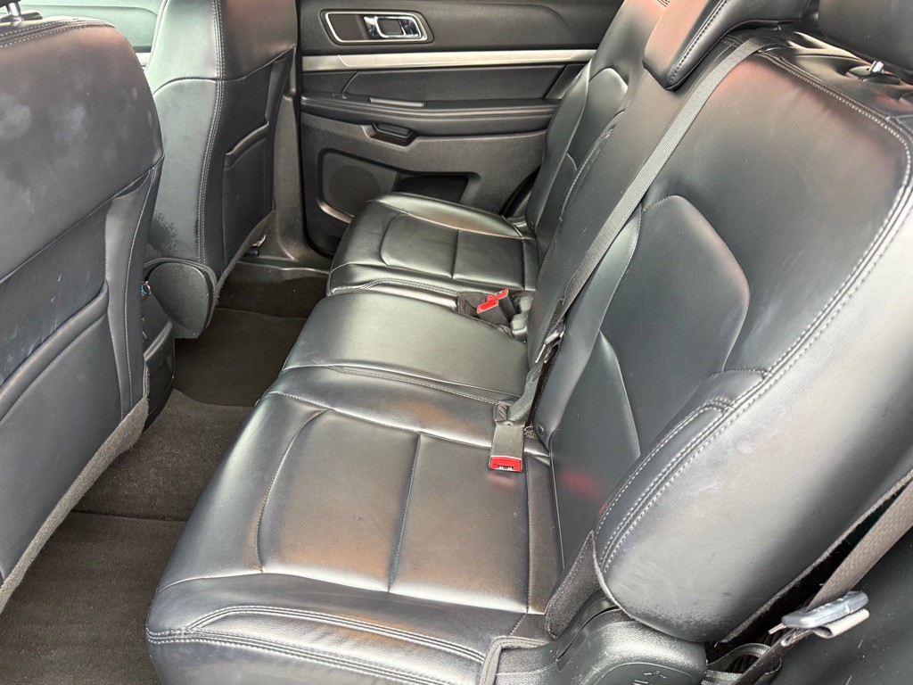 2019 Ford Explorer Image 24