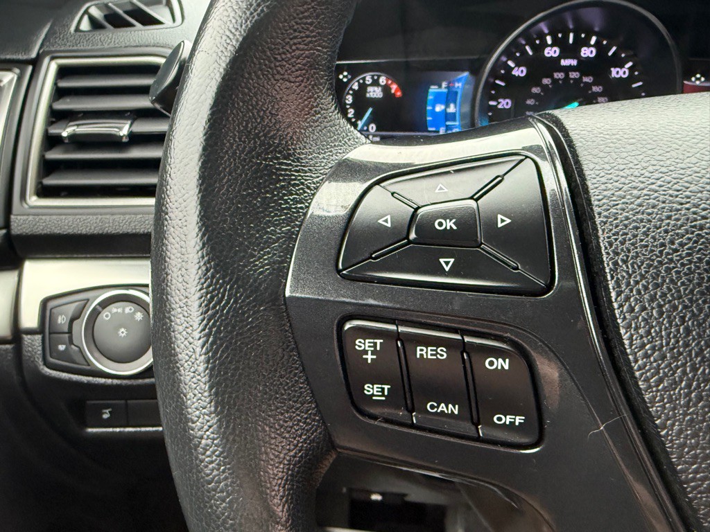 2019 Ford Explorer Image 32