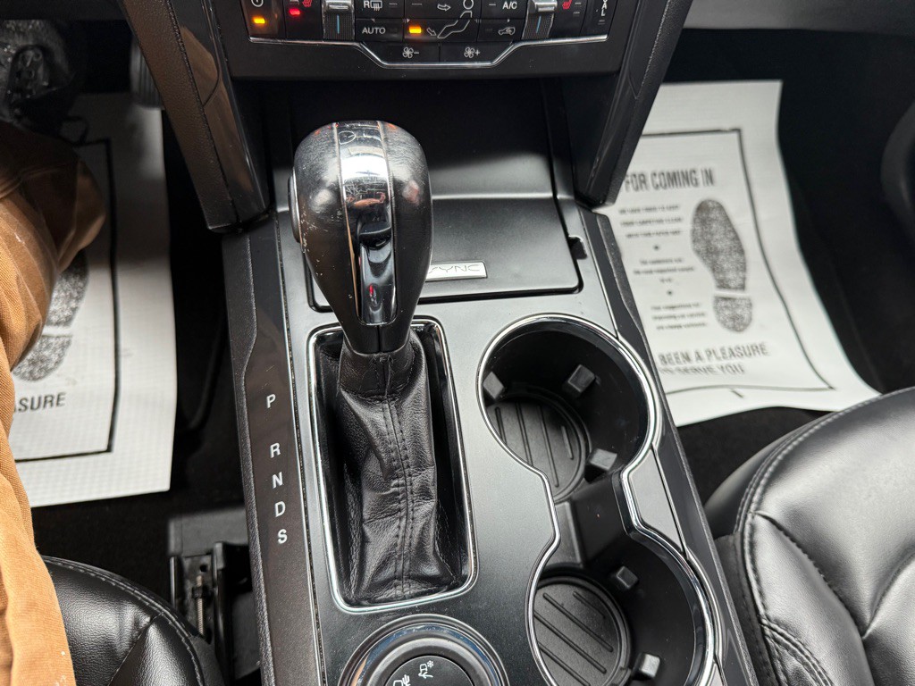 2019 Ford Explorer Image 37