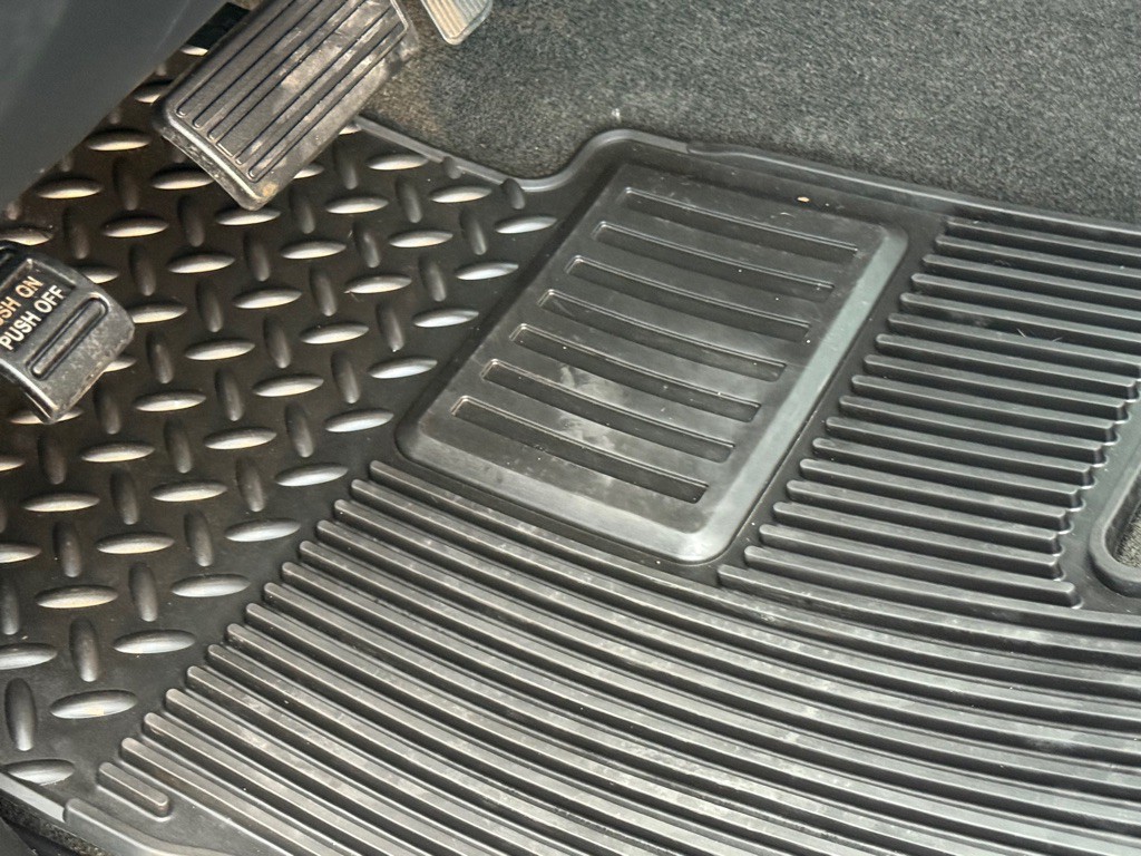 2017 Chevrolet Silverado 1500 Image 32