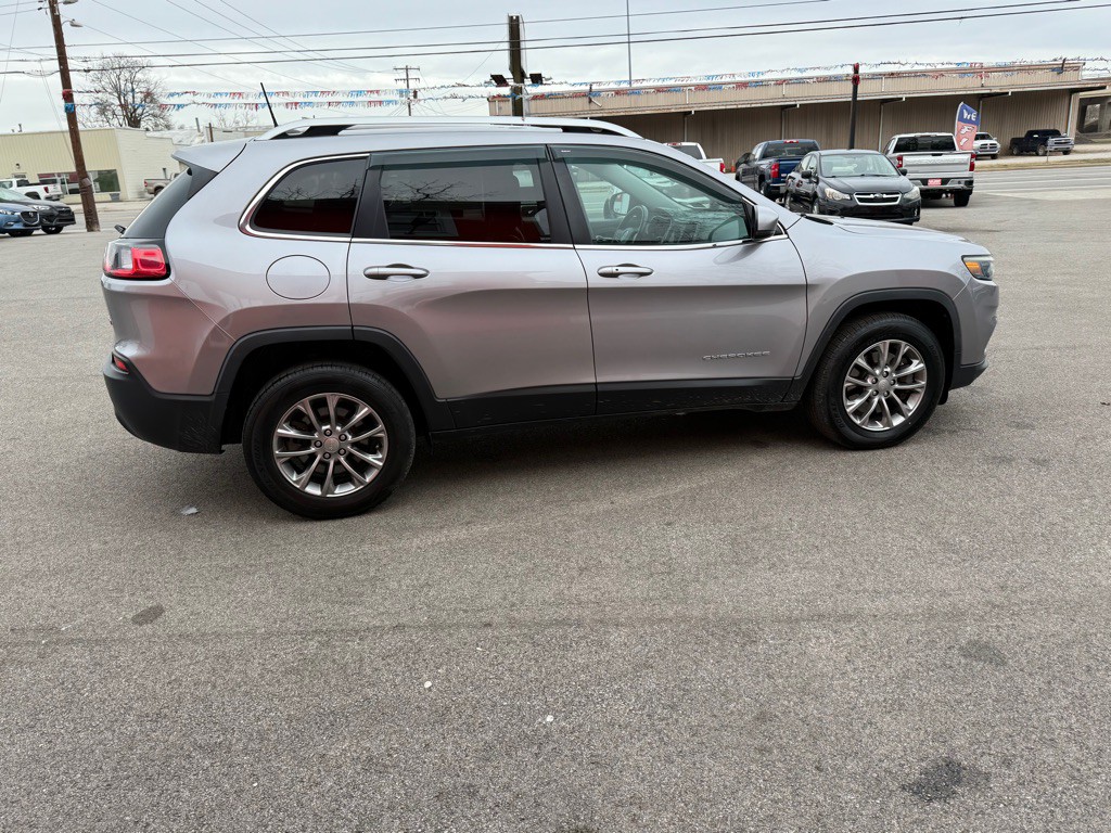 2019 Jeep Cherokee Image 7