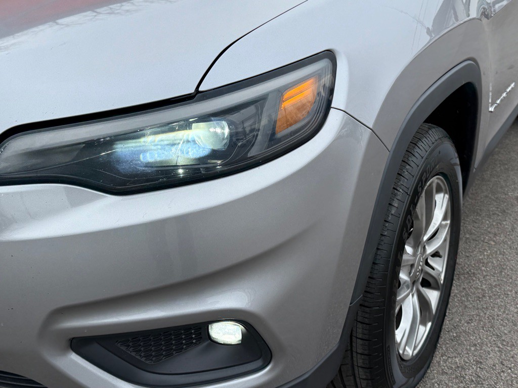 2019 Jeep Cherokee Image 13