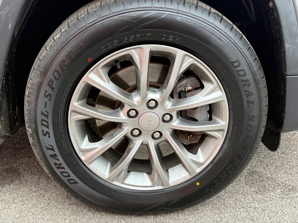 2019 Jeep Cherokee Image 16