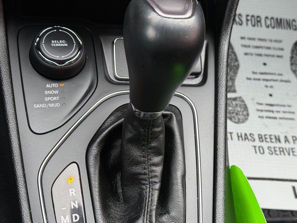 2019 Jeep Cherokee Image 45